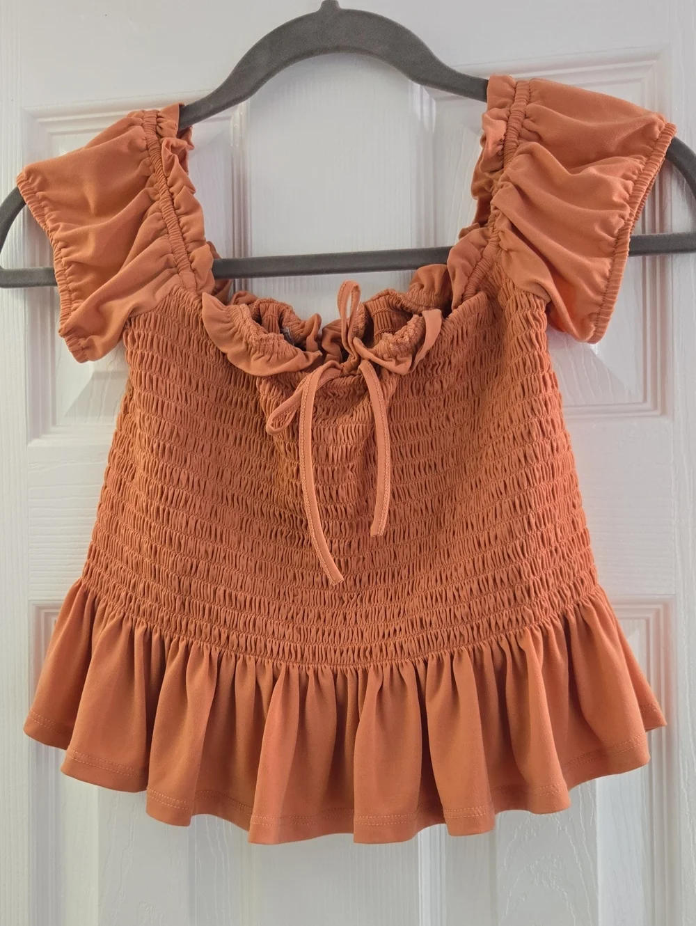 BCBGeneration Rust Orange Smocked Ruffle Crop Top - Picture 1 of 4